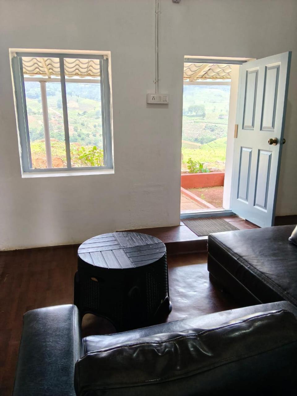 Moksha Infinity Valley Kotagiri Pokoj fotografie